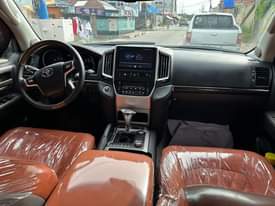 A picture of REGISTERED TOYOTA LANDCRUISER VXR 2009 UPGRADED to 2022