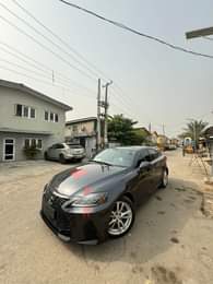 A picture of KINZZYAUTO S 08109018982 6 700 000... Refer and earn Barely