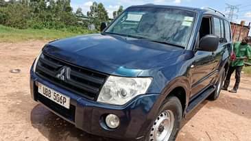 A picture of Pajero Exceed Modal 2009 Manual transition Diesel at a now