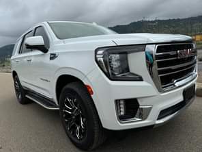 A picture of 2023 GMC YUKON SLT foreign 110M ABUJA DEAL 08132662602