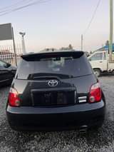 A picture of Toyota Ist 2006