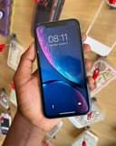A picture of IPHONE XR 64GB AT 850K