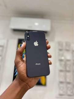 A picture of IPhone X