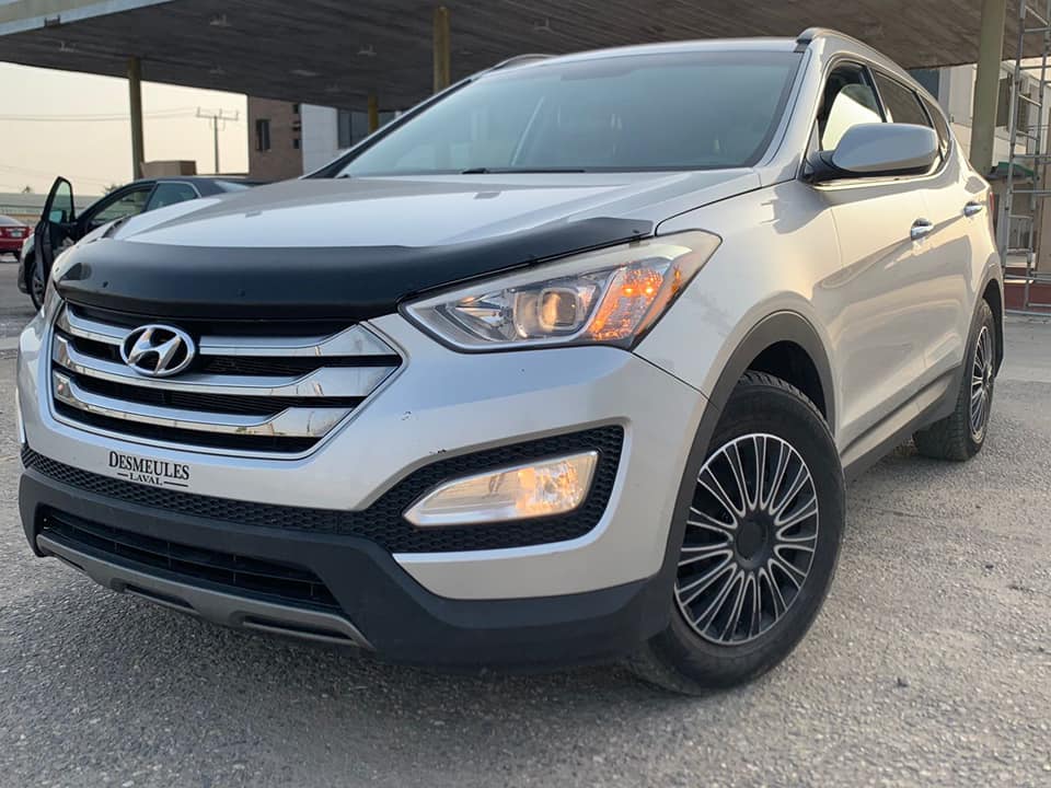 A picture of 2015 HYUNDAI SANTA FE toks 100 accident free first body