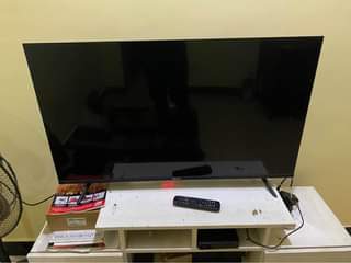A picture of HISENSE 43inch full box