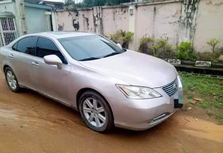 A picture of Lexus ES350