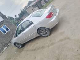 A picture of One year use highest grade Toyota Corolla 07 model begium