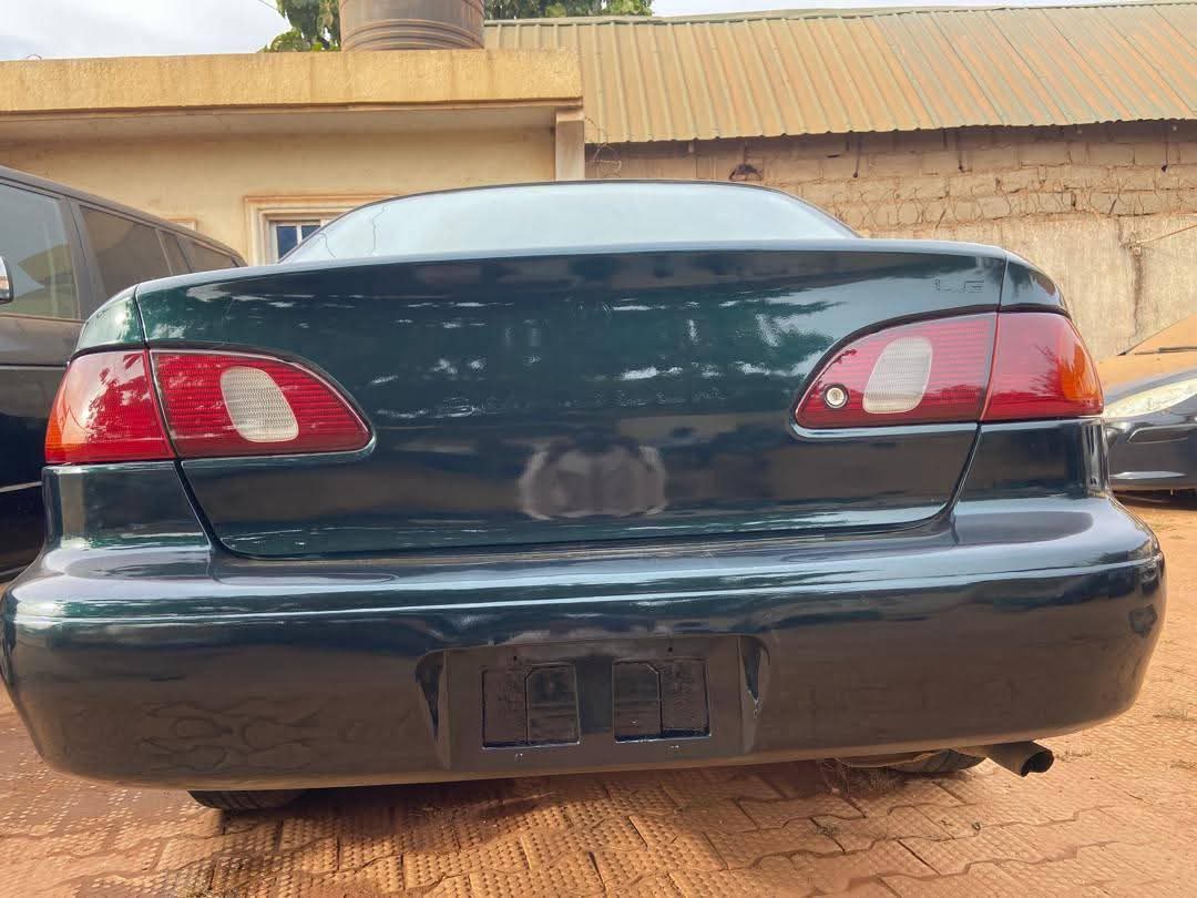 A picture of 2000 Corolla 20000