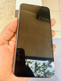 A picture of IPHONE XS MAX