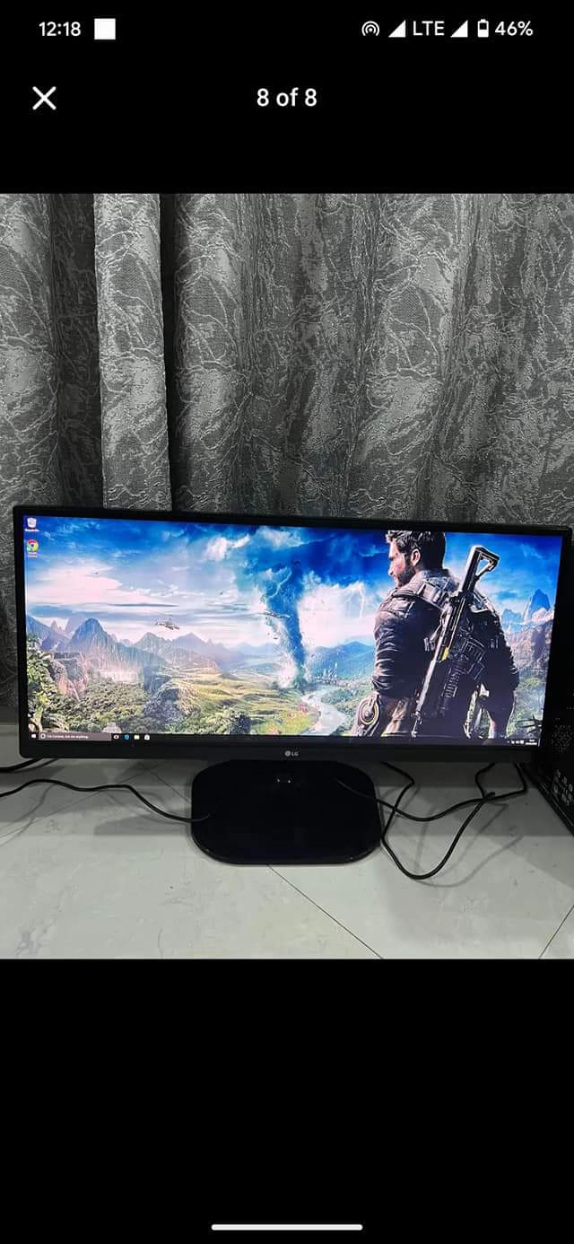A picture of Lg frameless 25inch ultra wide