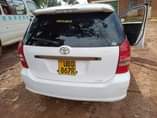 A picture of 2004 Japan Toyota wish
