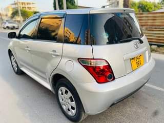 A picture of TOYOTA IST 0714058883
