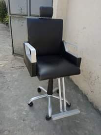 A picture of Saloon