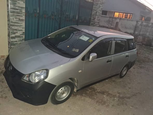 A picture of Nissan NV
