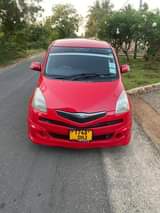 A picture of toyota ractis