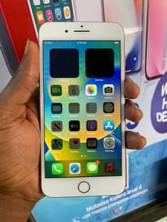 A picture of iPhone 8 plus at ugx 600 000
