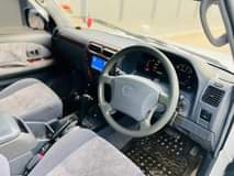 A picture of TOYOTA LAND CRUISER PRADO TX