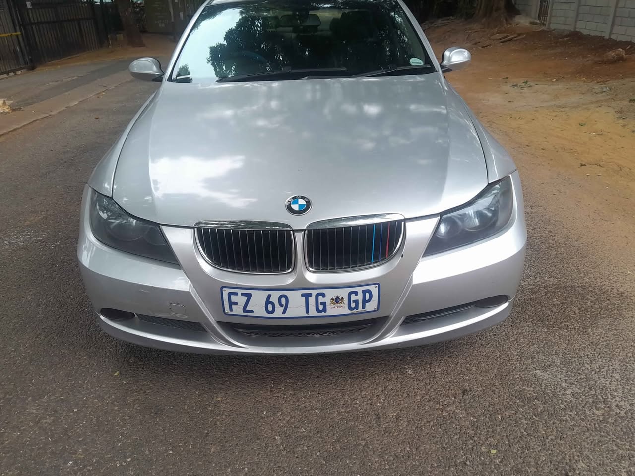 bmw 320i