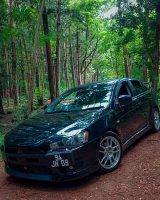 mitsubishi lancer