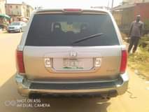 A picture of Honda Pilot 2005