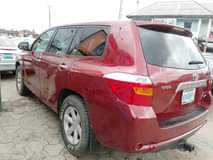A picture of 2009 HIGHLANDER