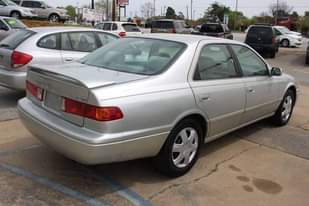 A picture of Toyota Camry pencil light