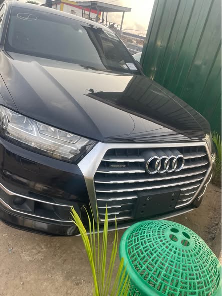 A picture of 2018 Audi Q7 Foreign use Accident Free Going for 43million