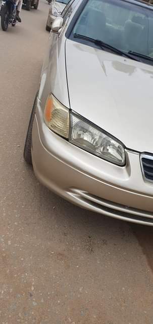 A picture of Toyota camry drop light 2002 09023388645