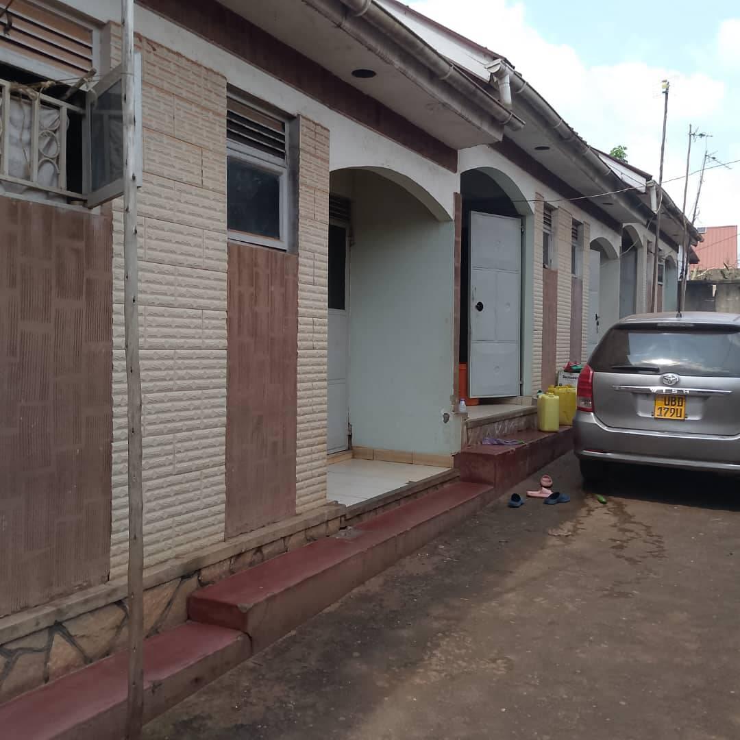 A picture of 6UNITS DOUBLE ROOMS COLLECTING 2 1M SELLING 220M NEGOTIABLE PRICE