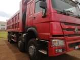 A picture of Sinotruck zero mileage call me on 256751331103 or what app