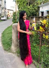 A picture of Zafran hair oil