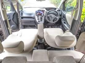 A picture of TOYOTA RACTIS