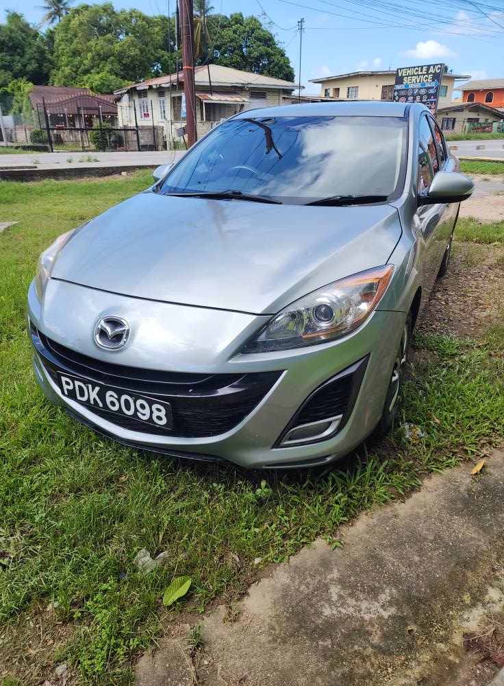 mazda axela