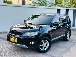A picture of OUTLANDER INAUZWA BEI ML 16 0712445511