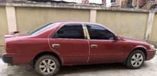A picture of Toyota camry tiny light Painted on First body Engine and