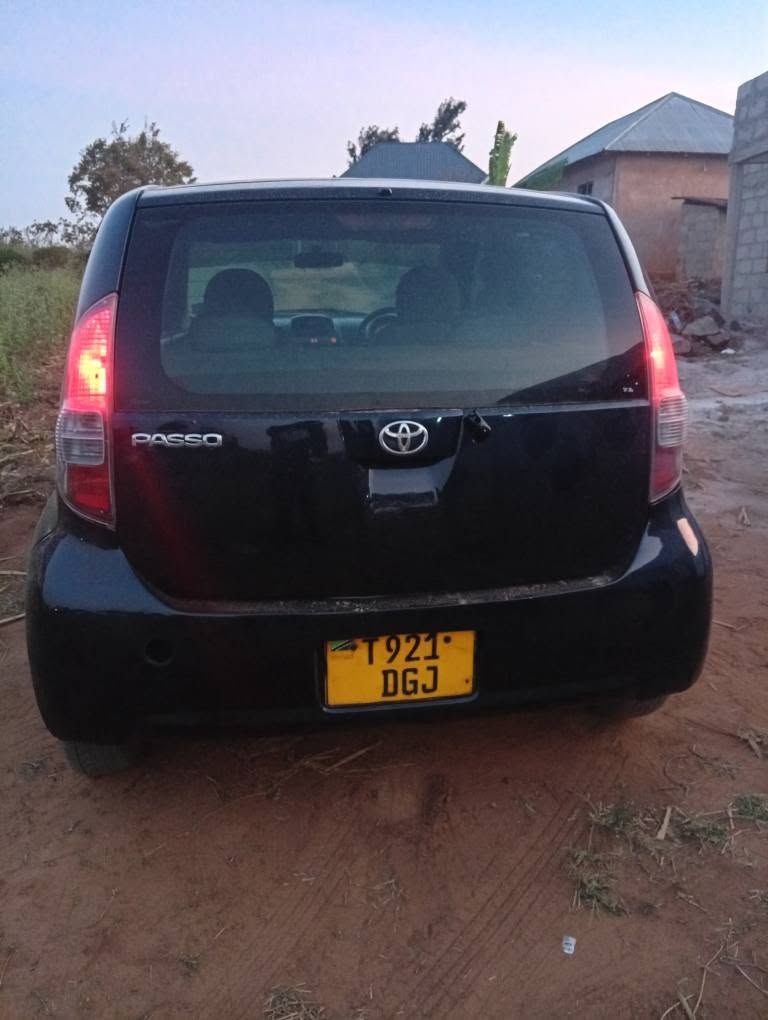 A picture of TOYOTA PASSO BEI MIL 5 MAONGEZI CC 990 ENGINE SAFI