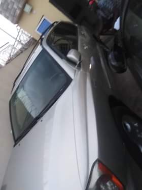 A picture of Awoof toks standard Toyota Highlander 2006 3 ROLL SEATER leather