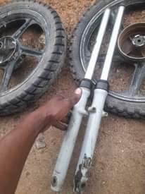 A picture of Rimu zimenyooka sanaaaaa tvs Ya mbele elfu 30 Ya nyuma