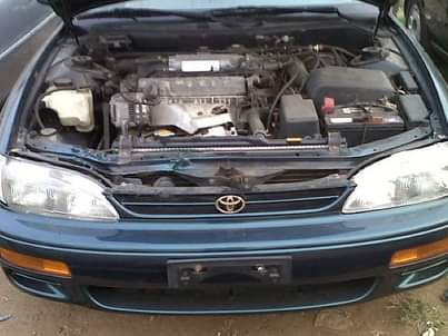 A picture of TOYOTA CAMRY