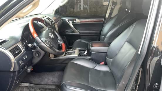A picture of Clean registered 2011 GX460
