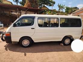 A picture of Hiace nziza igurishwa ifite ibyangombwa byose
