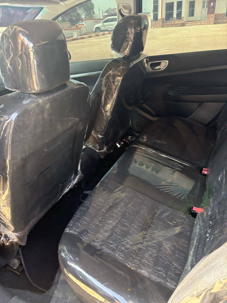 A picture of Car
