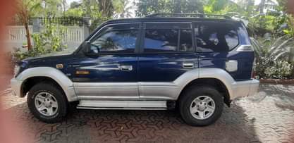 A picture of Toyota Prado 0739955855