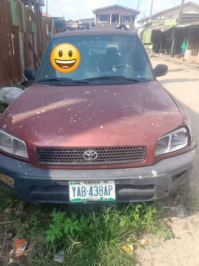 A picture of RAV 4