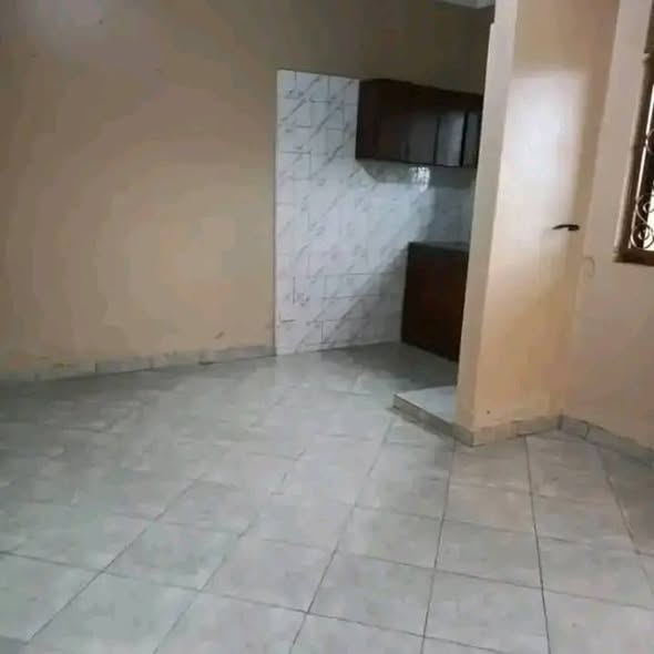 A picture of Double room house for rent 400k ugx in kira 0758339457