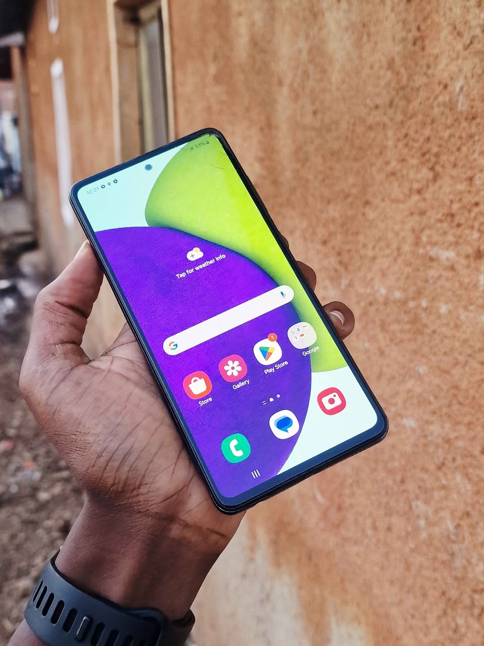 A picture of Samsung A52