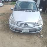 A picture of Mercedes Benz B200