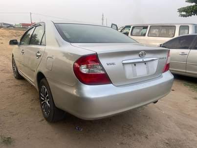 A picture of Toyota Camry 2004
