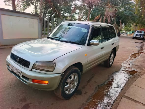 A picture of For sale 1997 Toyota RAV4 Base 4WD