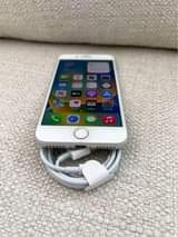 A picture of IPhone 8 at 300k call 0706721621 or what s app